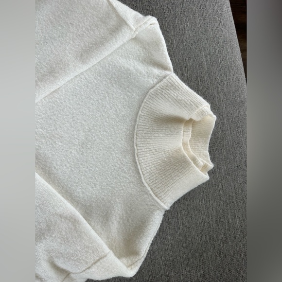 Free People Sweater - Picture 3 of 6